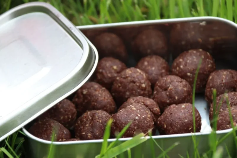Znünibox mit Schoko Bliss Balls